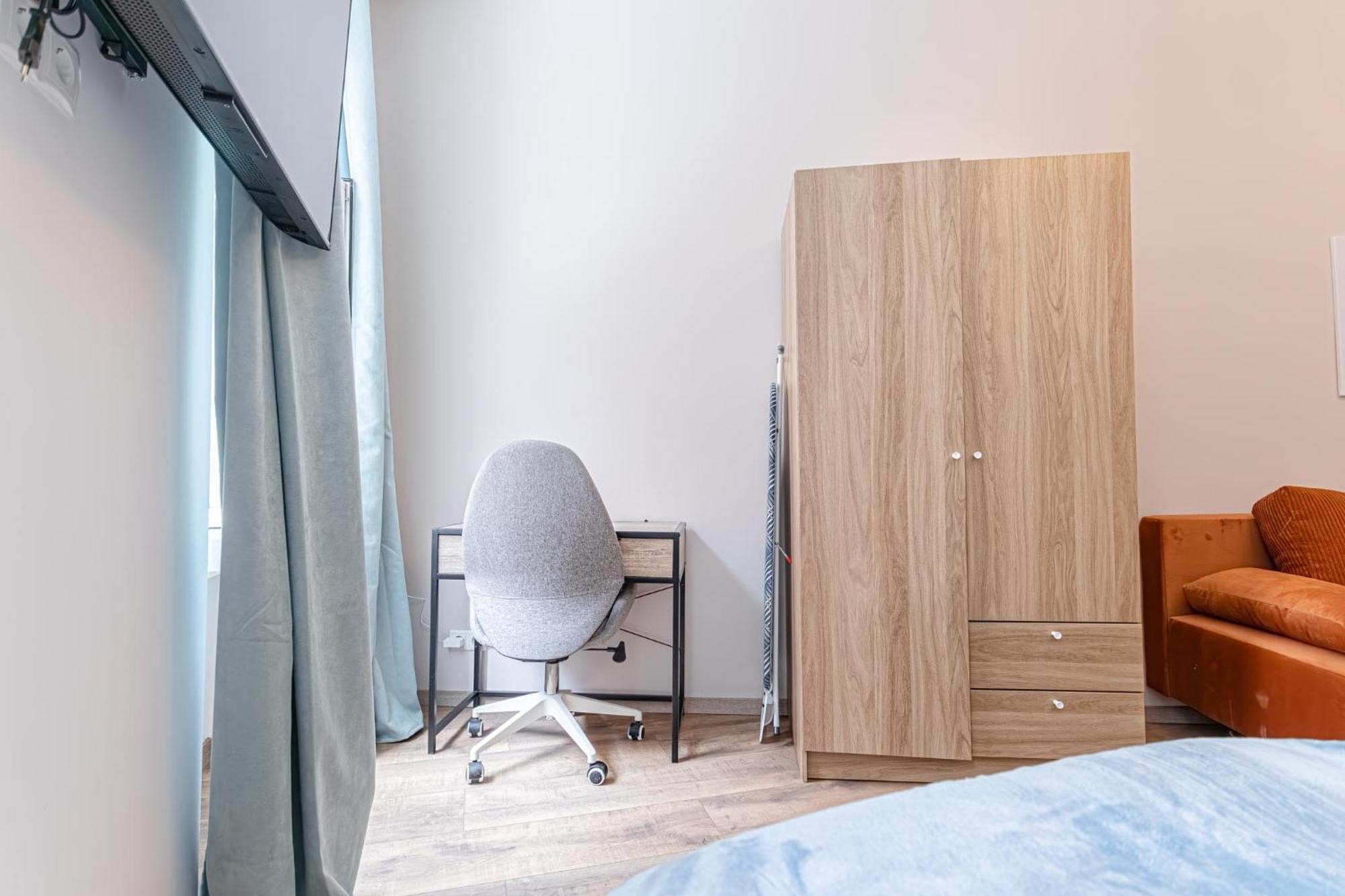Cost Effective City Life 1Br In Classic Building Вена Экстерьер фото